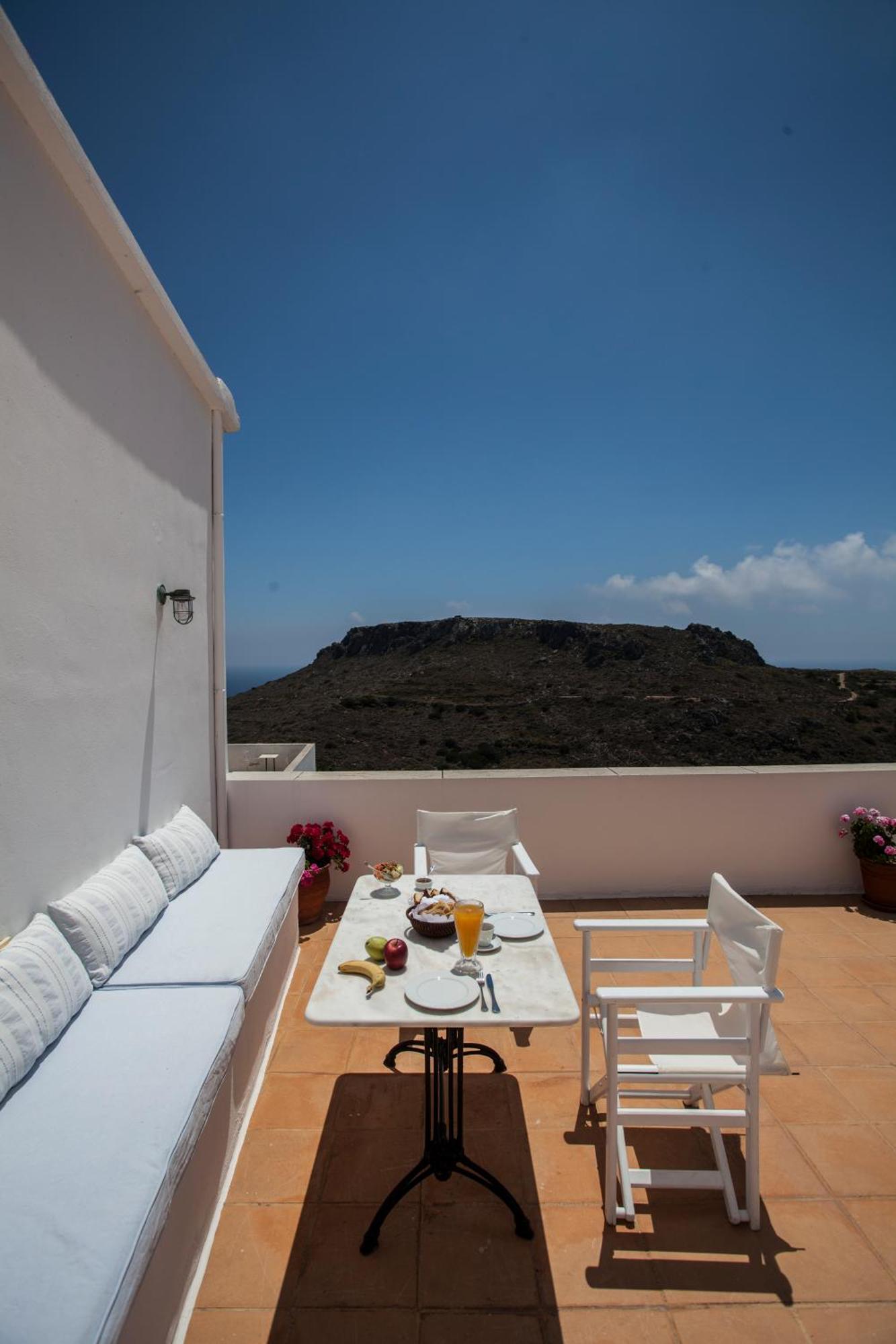 Nostos Guesthouse Kythira Town Room photo