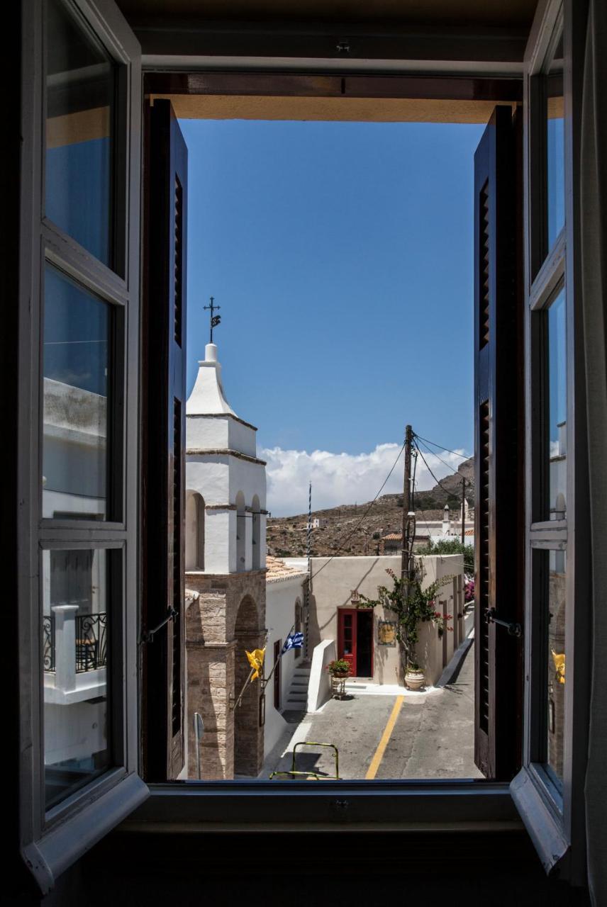 Nostos Guesthouse Kythira Town Exterior photo
